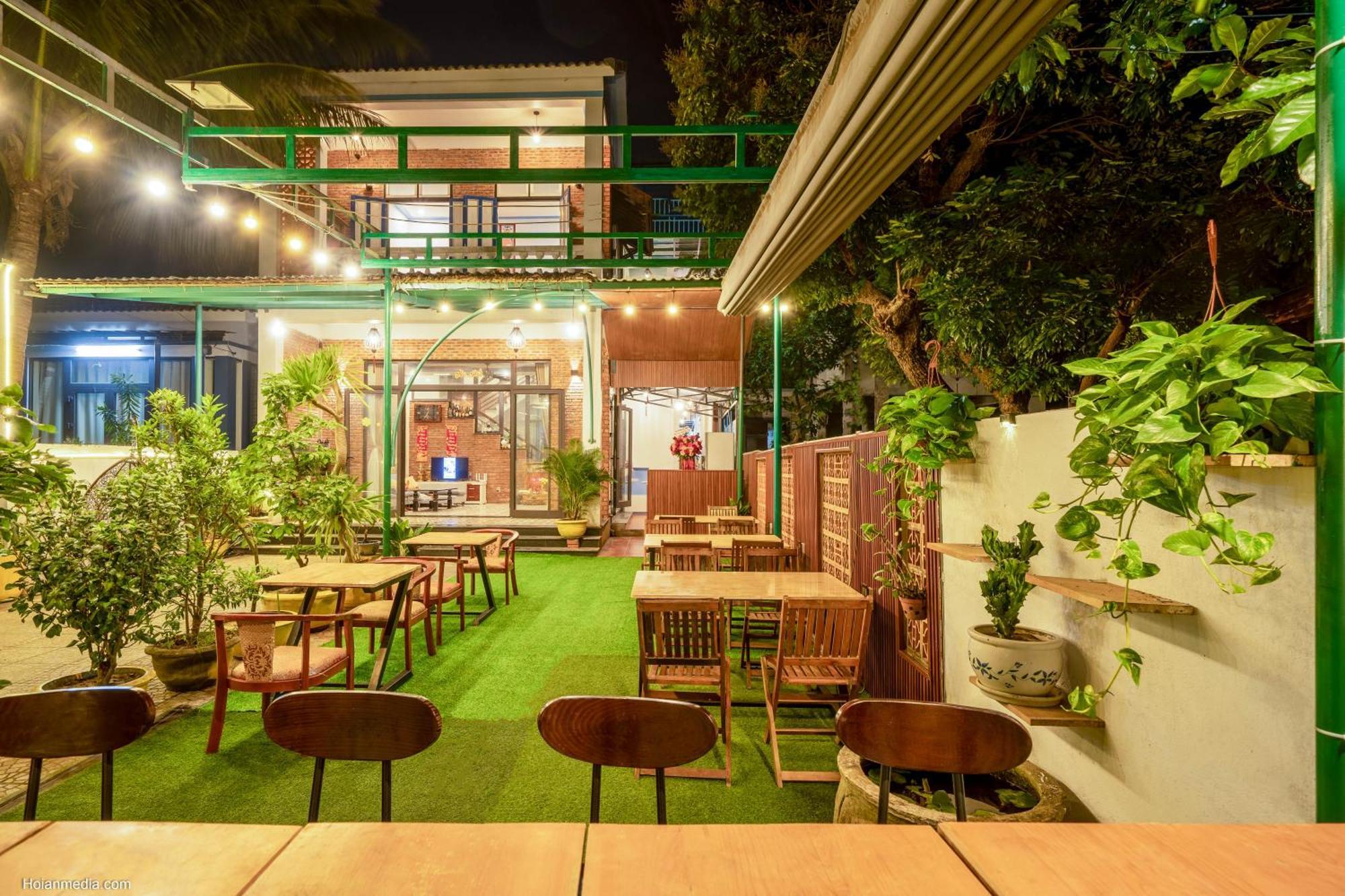 הוי אן Riverside Dorm And Restaurant מראה חיצוני תמונה